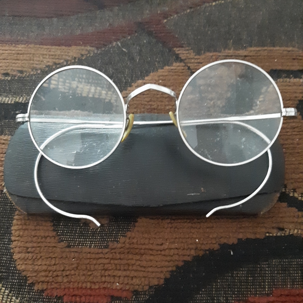 Vintage Glasses Round Shape Silver Frames - image 1